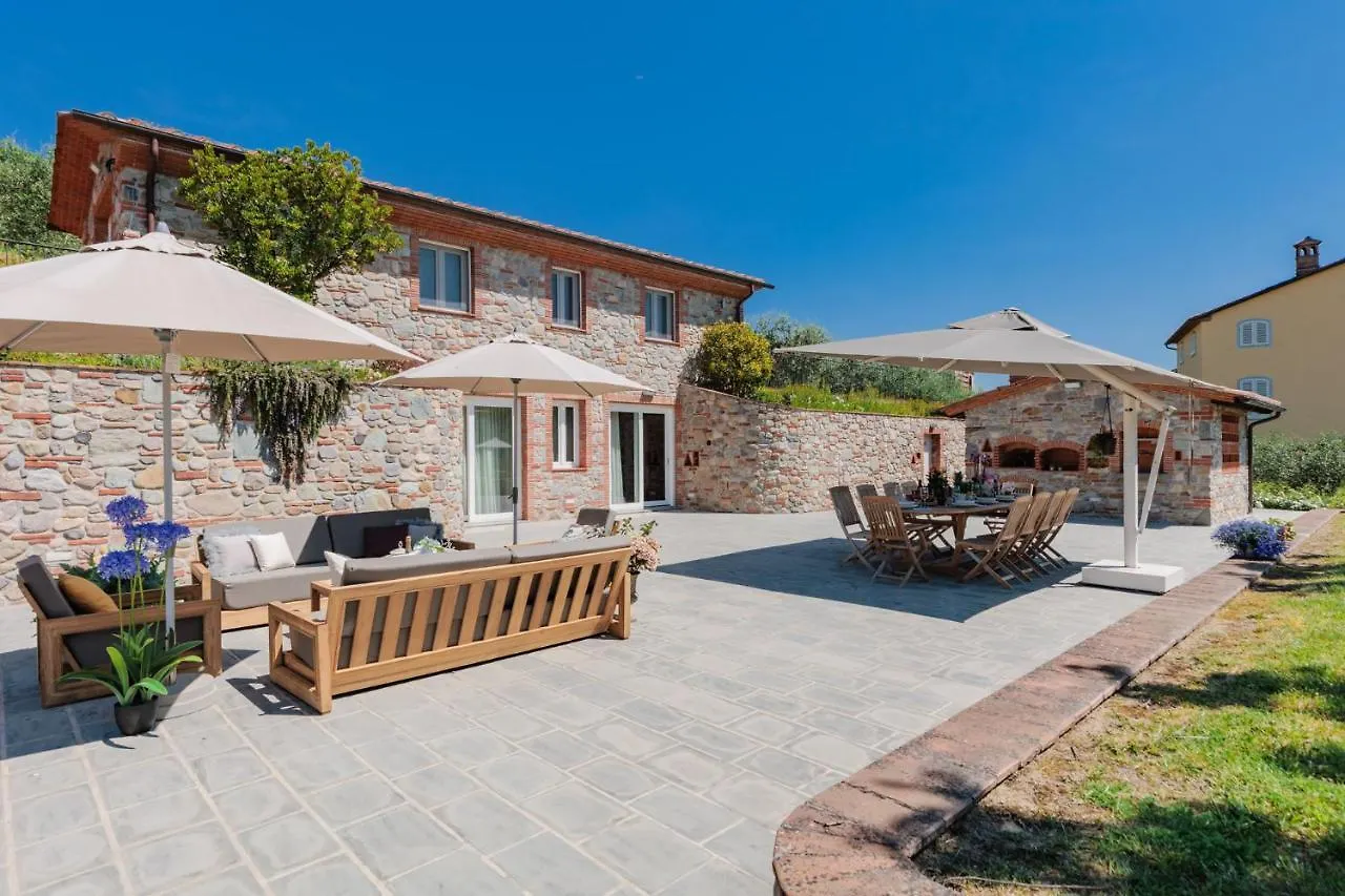 Nonno Giulivo Farmhouse, With Private Pool Villa Capannori