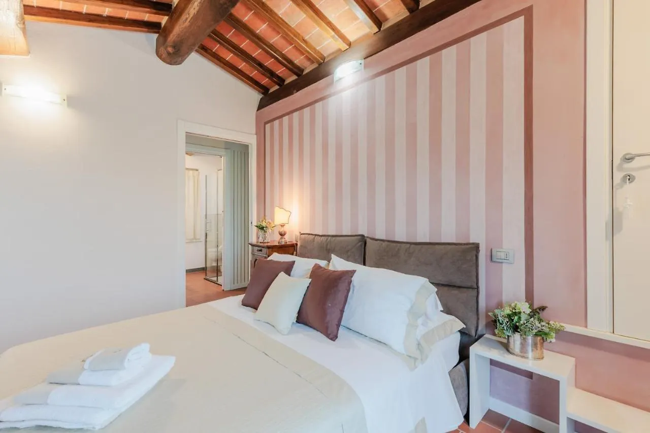 Nonno Giulivo Farmhouse, With Private Pool Capannori